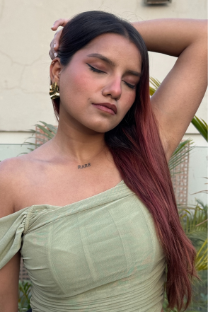 Dazzling Regal Golden Shine Studs