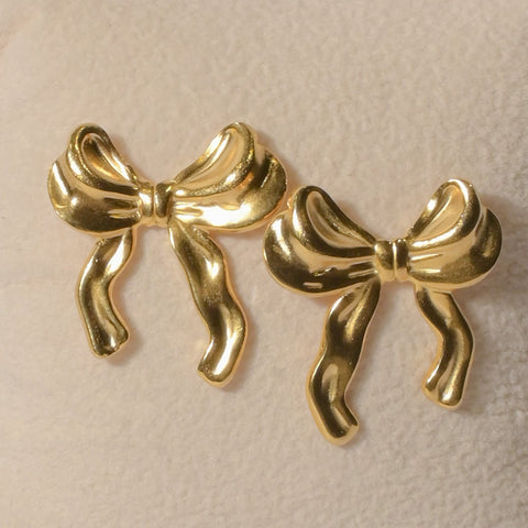 Dazzling Bow in Luxury Earrings